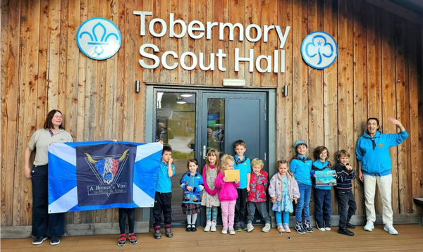 Tobermory Scout Hall receives a boost from Mull icon