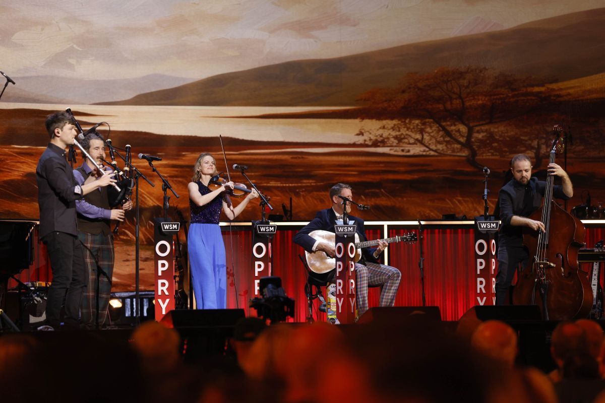 Corpach duo take to the stage for historic Grand Ole Opry Royal Albert Hall performance