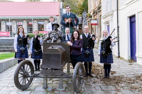Gaelic cultural spectacle begins as Royal National M&ograve;d opens in Lochaber
