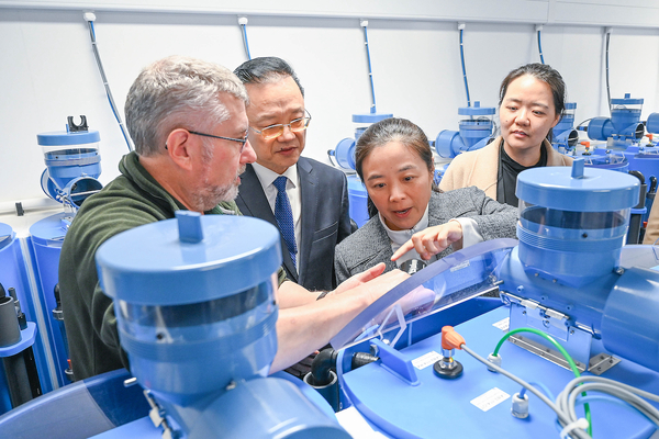 China looks to Stirling’s Hub to help guide best practice in aquaculture