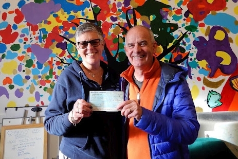 Choir boost thanks to lodge's generosity