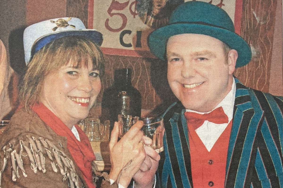 2015: Ann McMillan and Jay Helbert, as Calamity and Francis Fryer, blew in from Windy City to clink their glasses to the grand opening of this week’s Calamity Jane production in Ardrishaig Village Hall, staged by Mid Argyll Musical Society. 