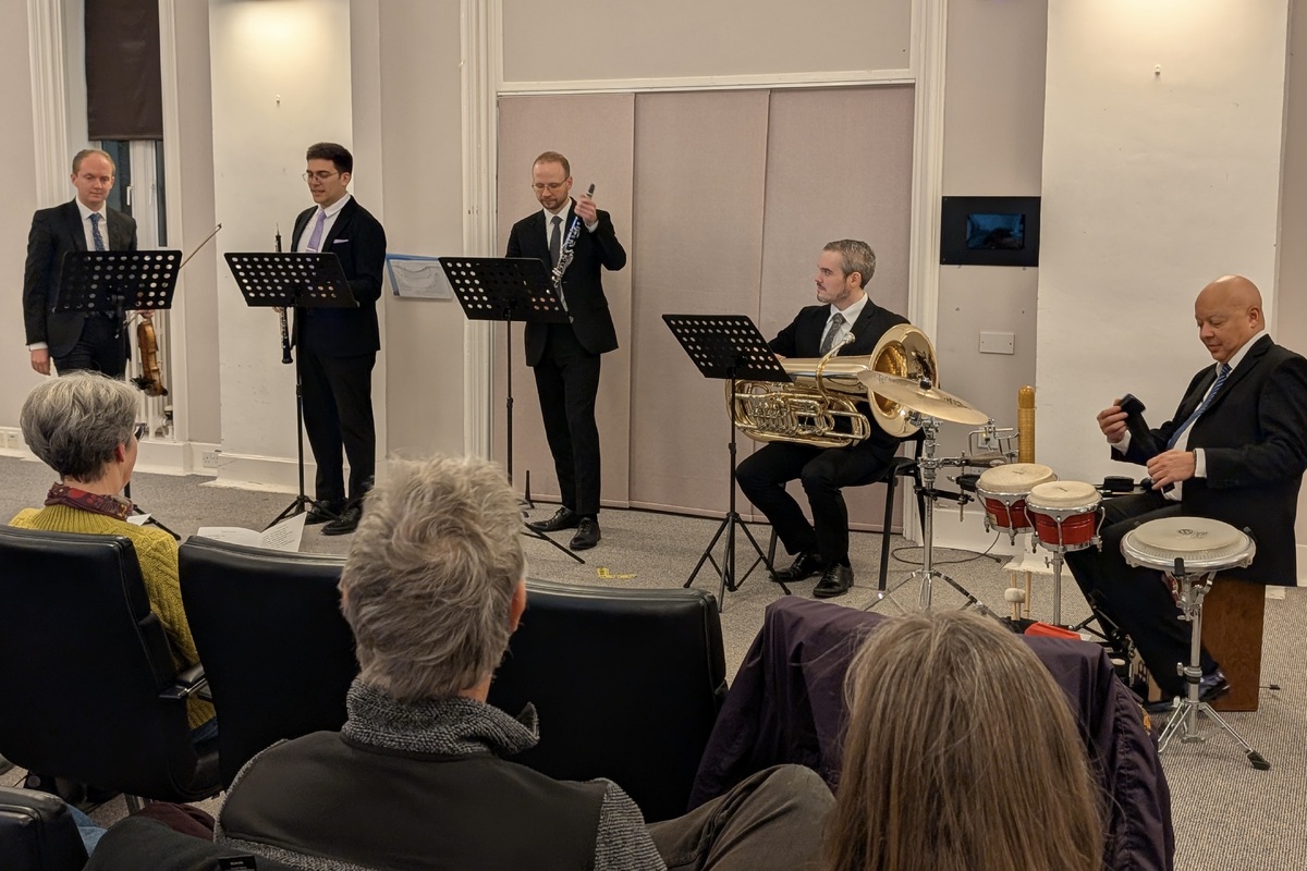 Troppos Quintet moves MAAA audience