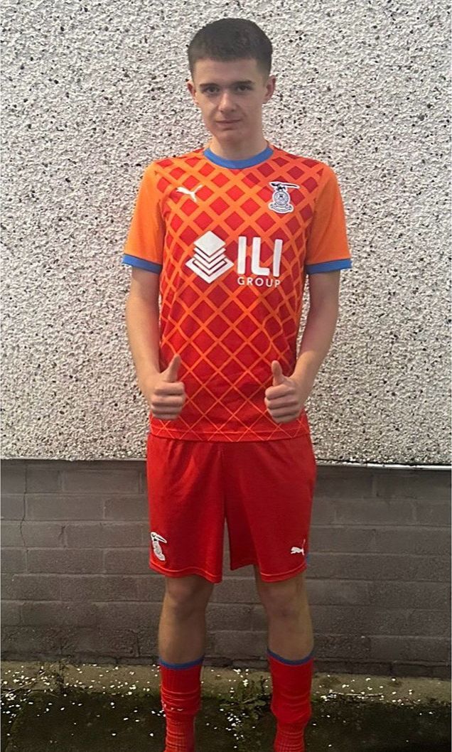 West Coast Today - Sport - Mull boy signs for Scottish League One leaders