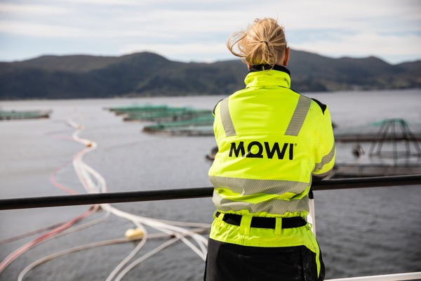 Mowi raises £334m in green bond loan