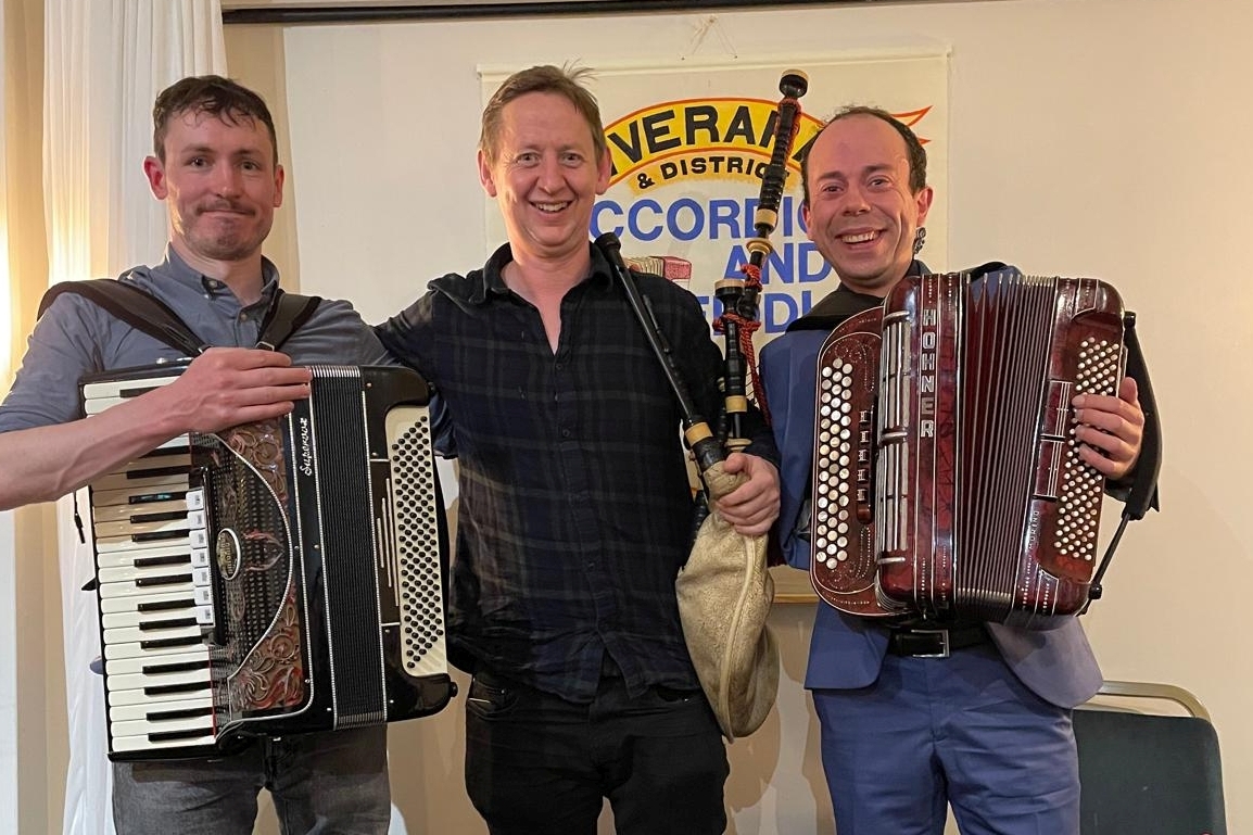 Standing room only at fiddle and accordion club