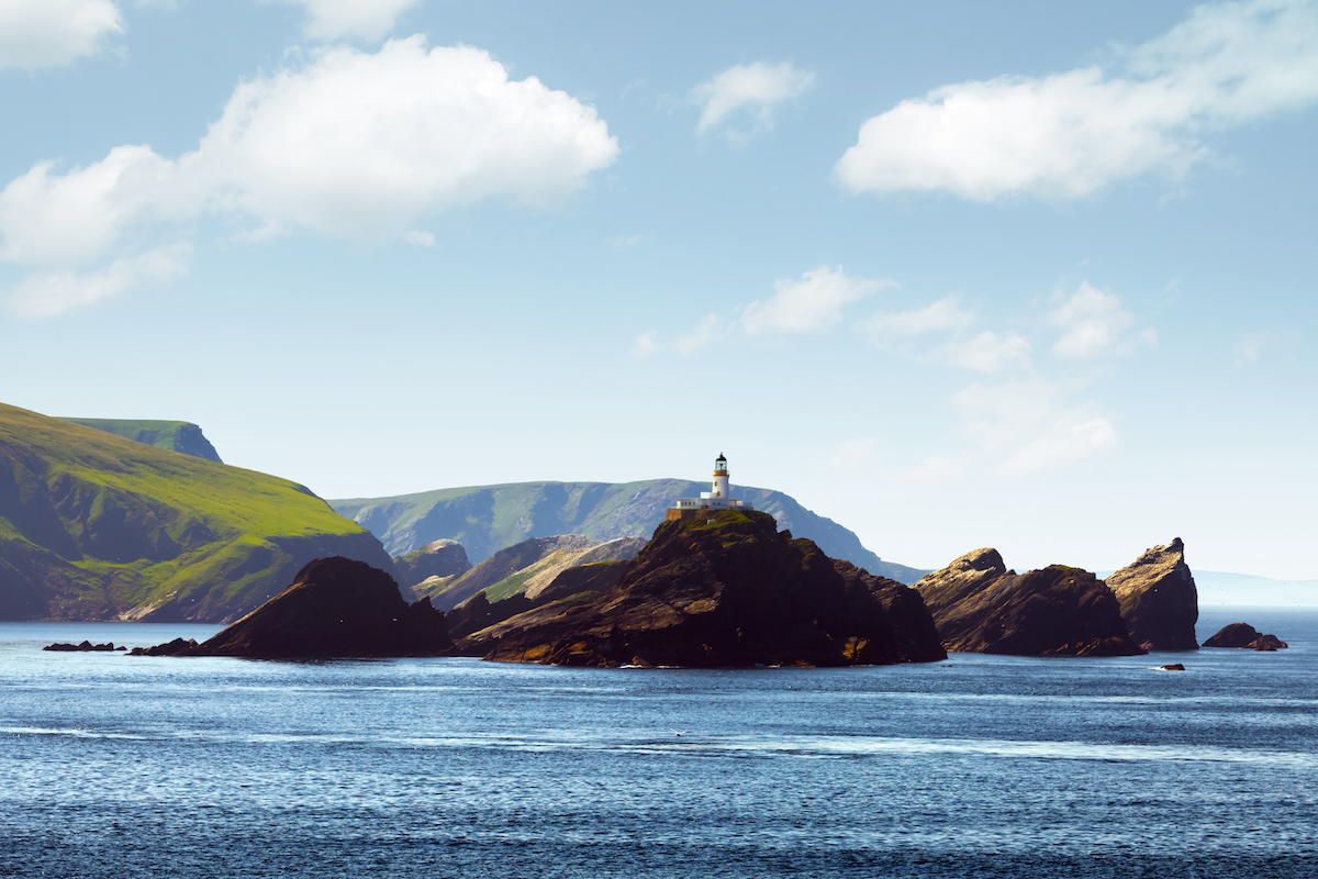Muckle Flugga Shetland AdobeStock 339183386 web