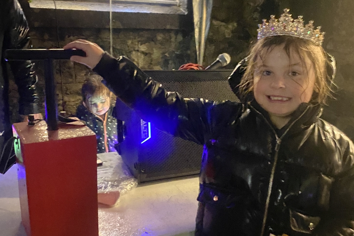 Ardrishaig Christmas lights brighten wet winter evening