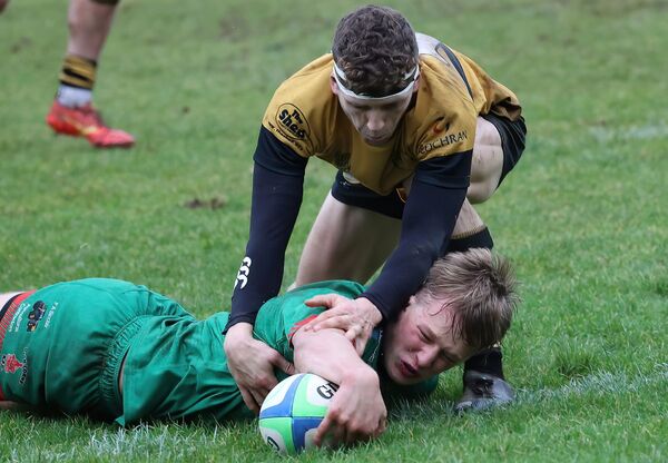 Teamwork helps Oban deliver dominant performance