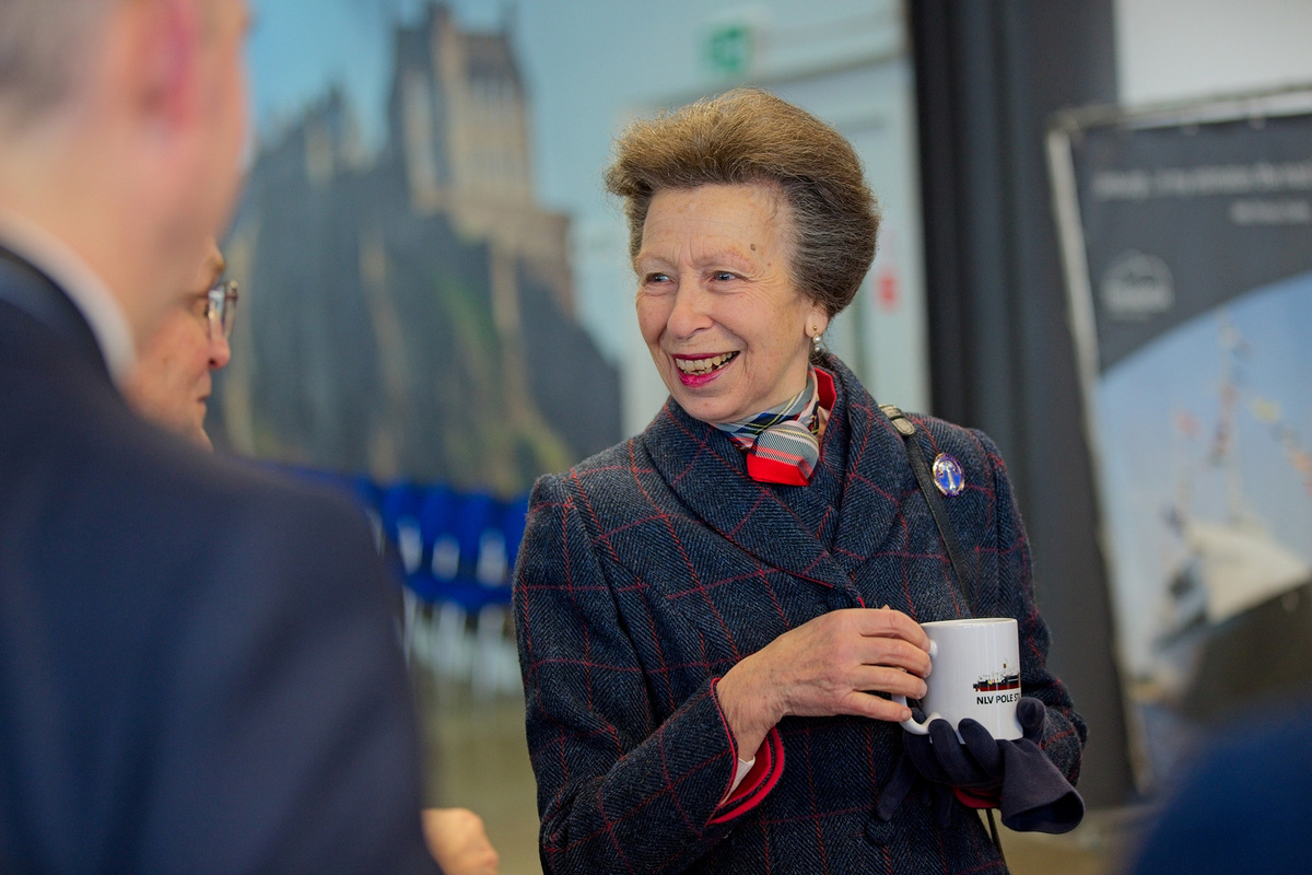 NO T05 HRH with Pole Star mug for web