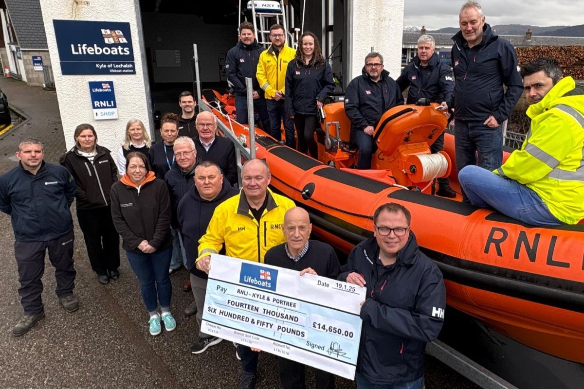 Charity golf tournament raises &pound;14,650 for Kyle & Portree RNLI