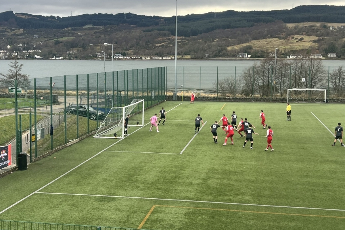 Red Star&rsquo;s last-gasp header ends Eddlewood&rsquo;s unbeaten run