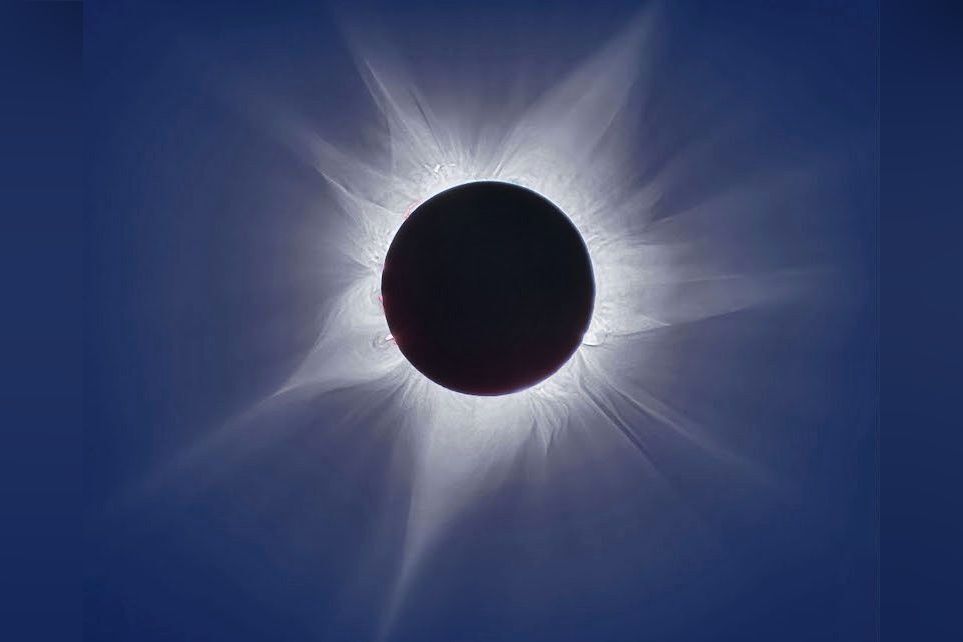 Seeing Stars: Total solar eclipses