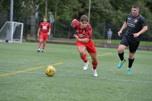 Saints title charge continues on home soil