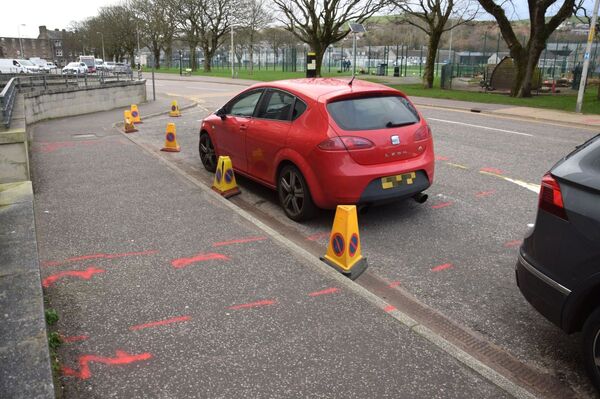 Active travel project gets underway on Kinloch Road