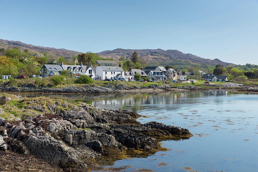 Wartime novel sees protagonist seek solutions in Arisaig