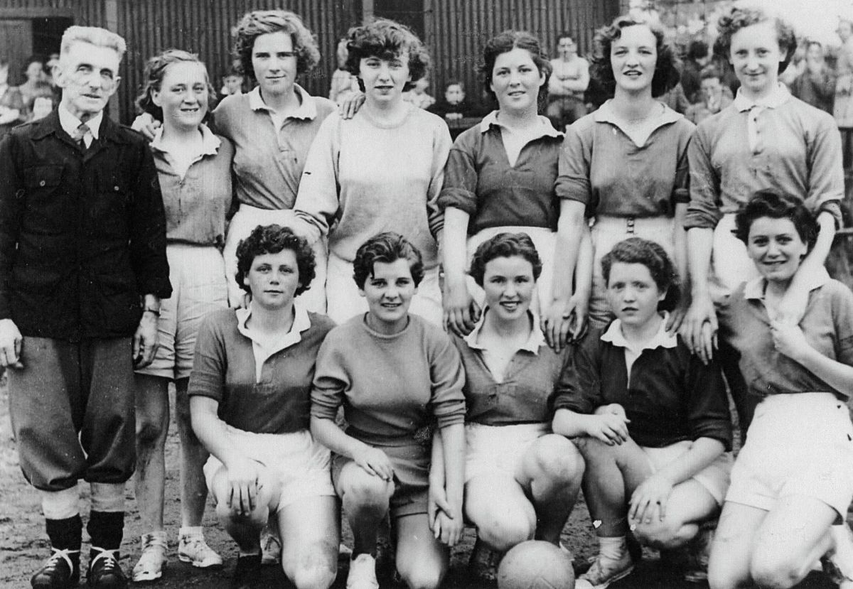 The Andrew Douglas ladies&rsquo; football team that famously defeated Campbeltown Town Council 7-4 in 1968.