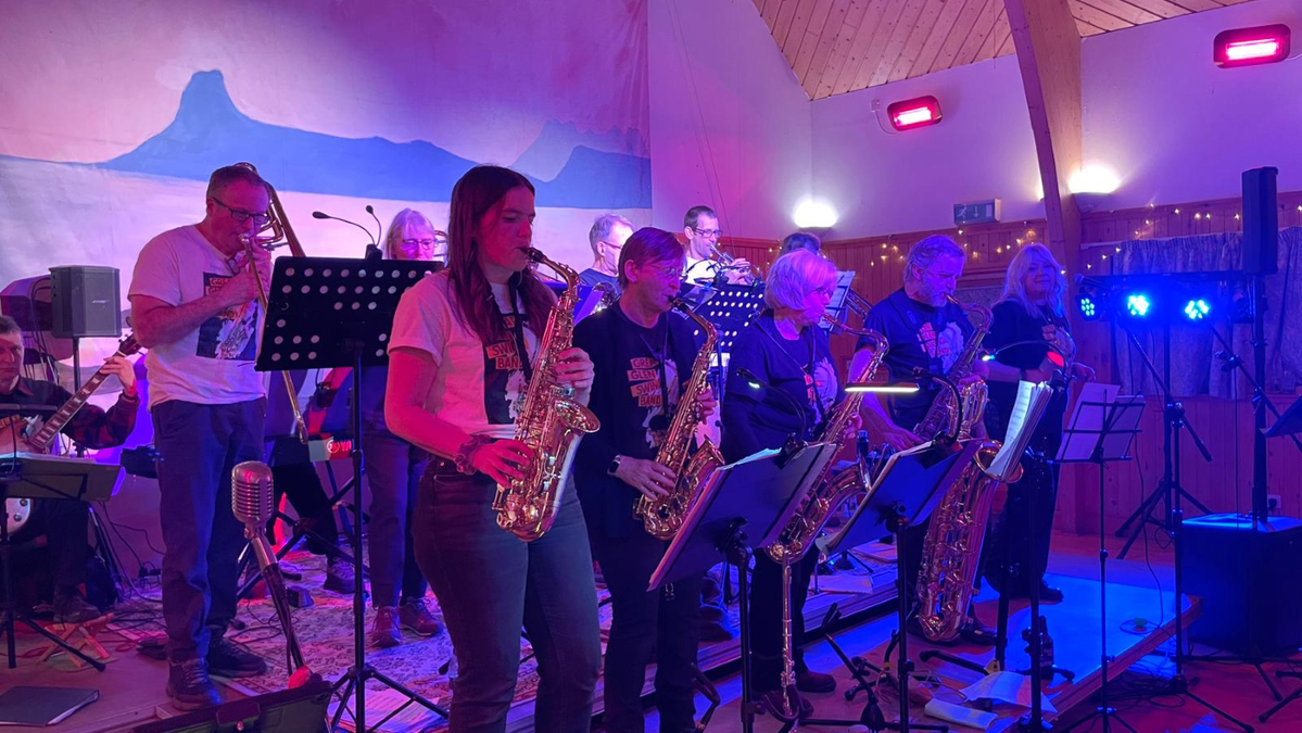 The Great Glen Swing Band.