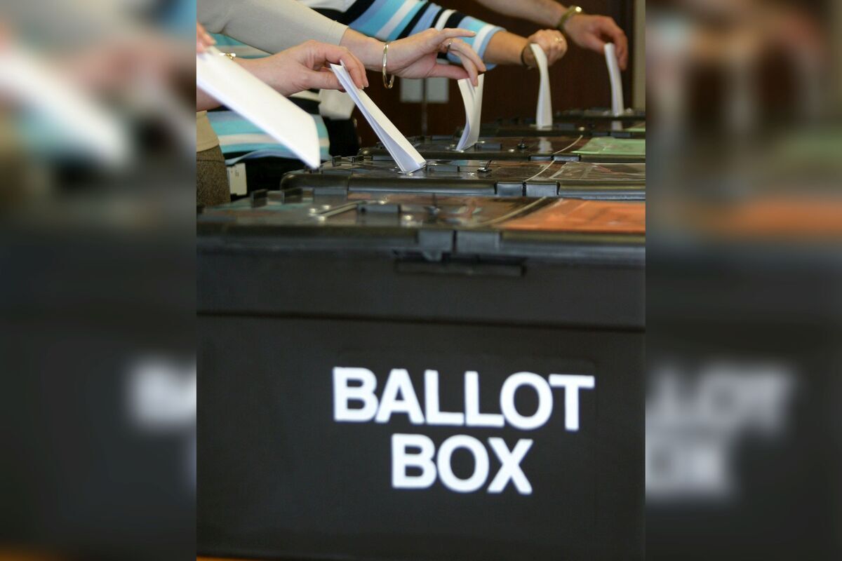 No B13election01 26 stock ballot box1