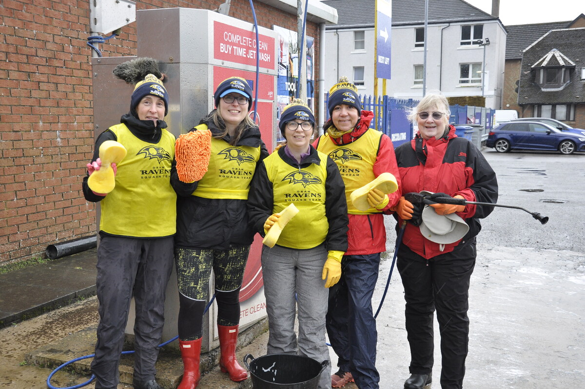 Ravens get squeaky clean at charity car wash