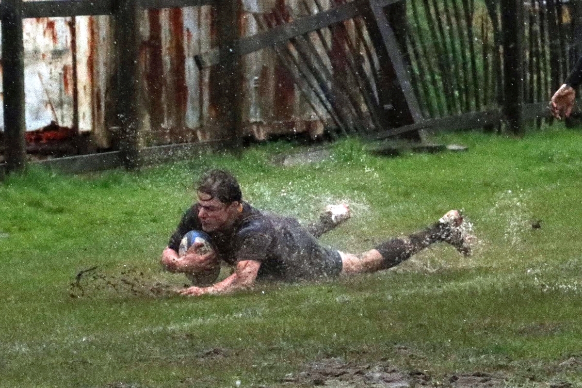 Mid Argyll over comes weather and Bishopton for first win