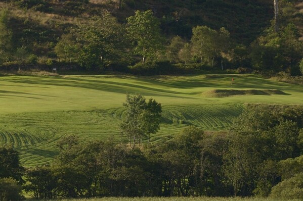 Blustery opening day at Glenralloch