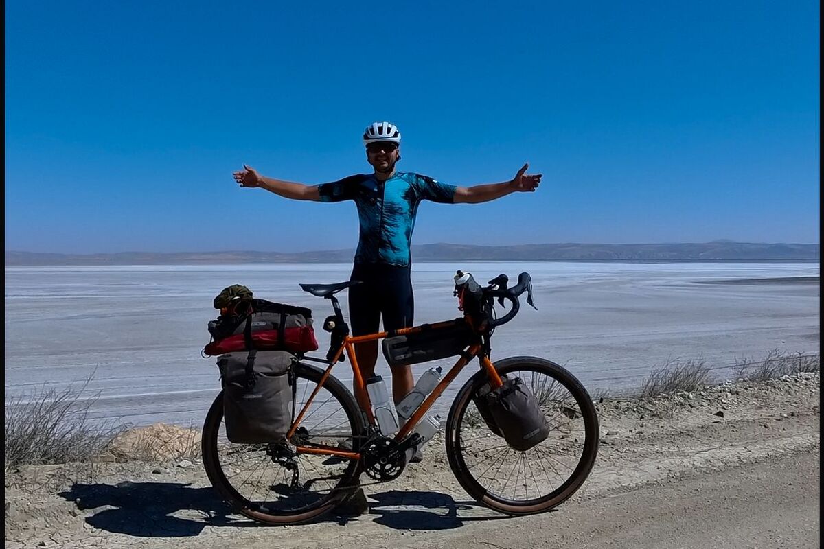 From Nevis to Nevis - Fort man cycles across the world for Ewen's Room