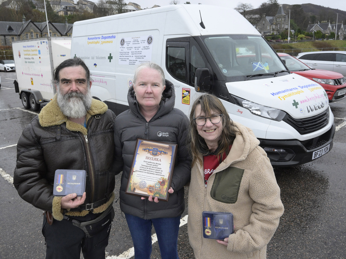 Couple return safely from terrifying Ukraine aid mission