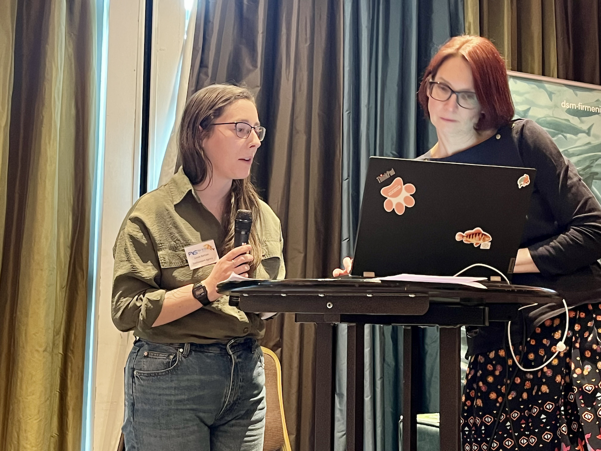 Louise Bartram with Johanna Baily IMG 0996 web