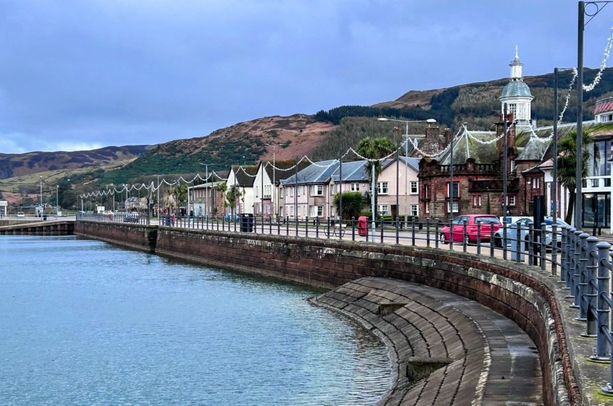 Campbeltown Courier - Letters to the Editor 24.4.26