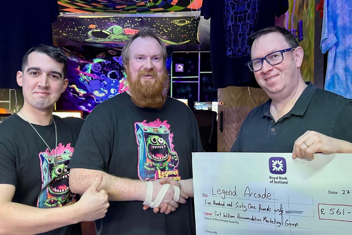 Accommodation group supports local gaming hub with fundraising donation