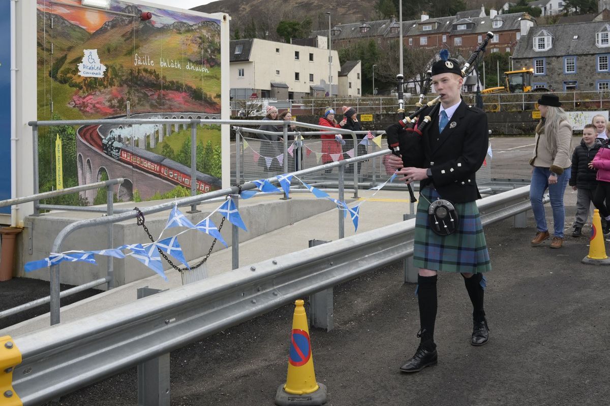 Funding support for electricity connections