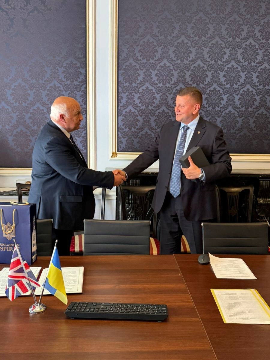 Convener of The Highland Council, Councillor Bill Lobban, and the Ambassador of Ukraine to the United Kingdom, General Valerii Zaluzhnyi at the Embassy of Ukraine in London.