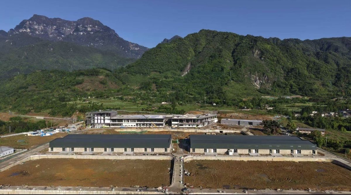 Mount Emei provides a dramatic backdrop to the new distillery site in Sichuan province. 