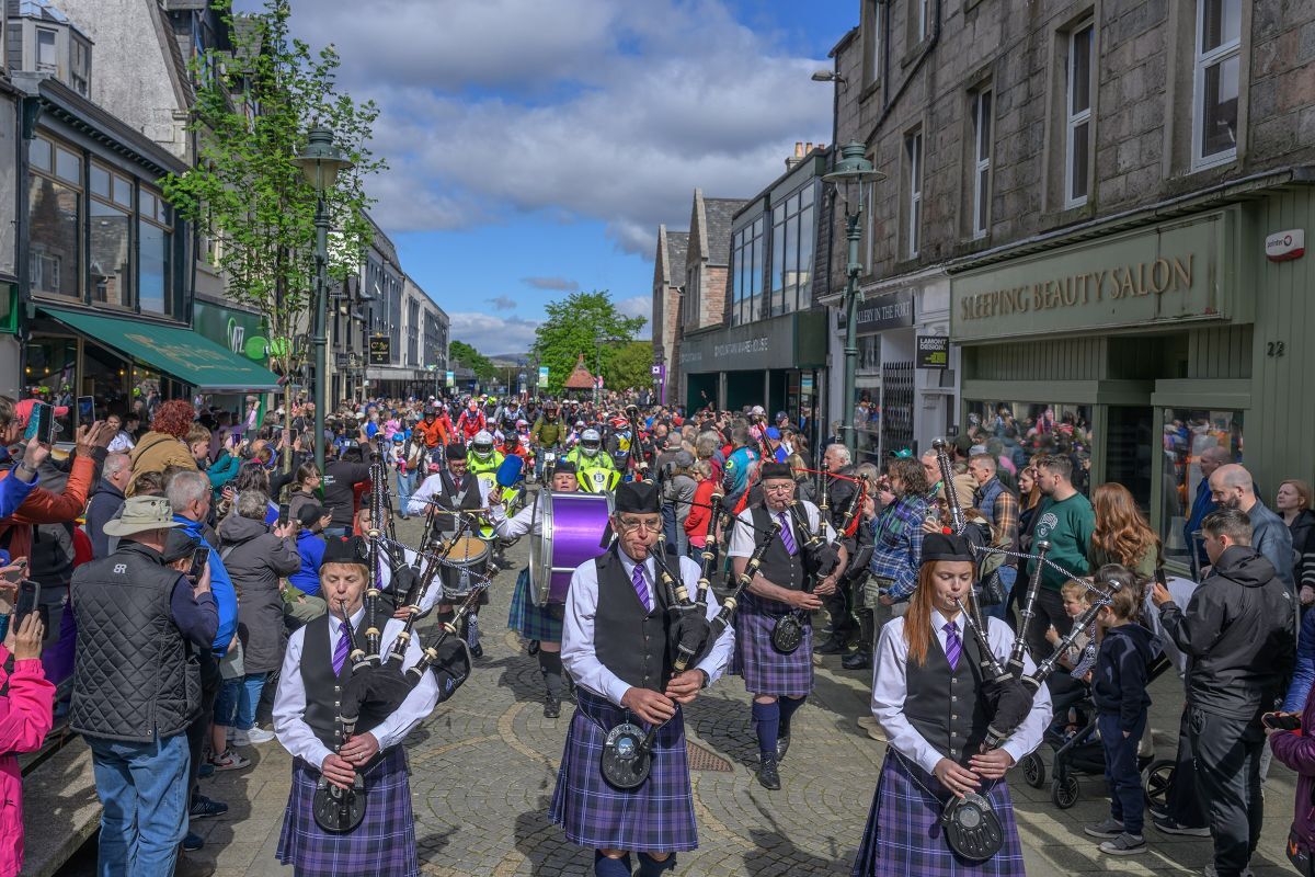 Pipers still playing the tune 30 years after reformation