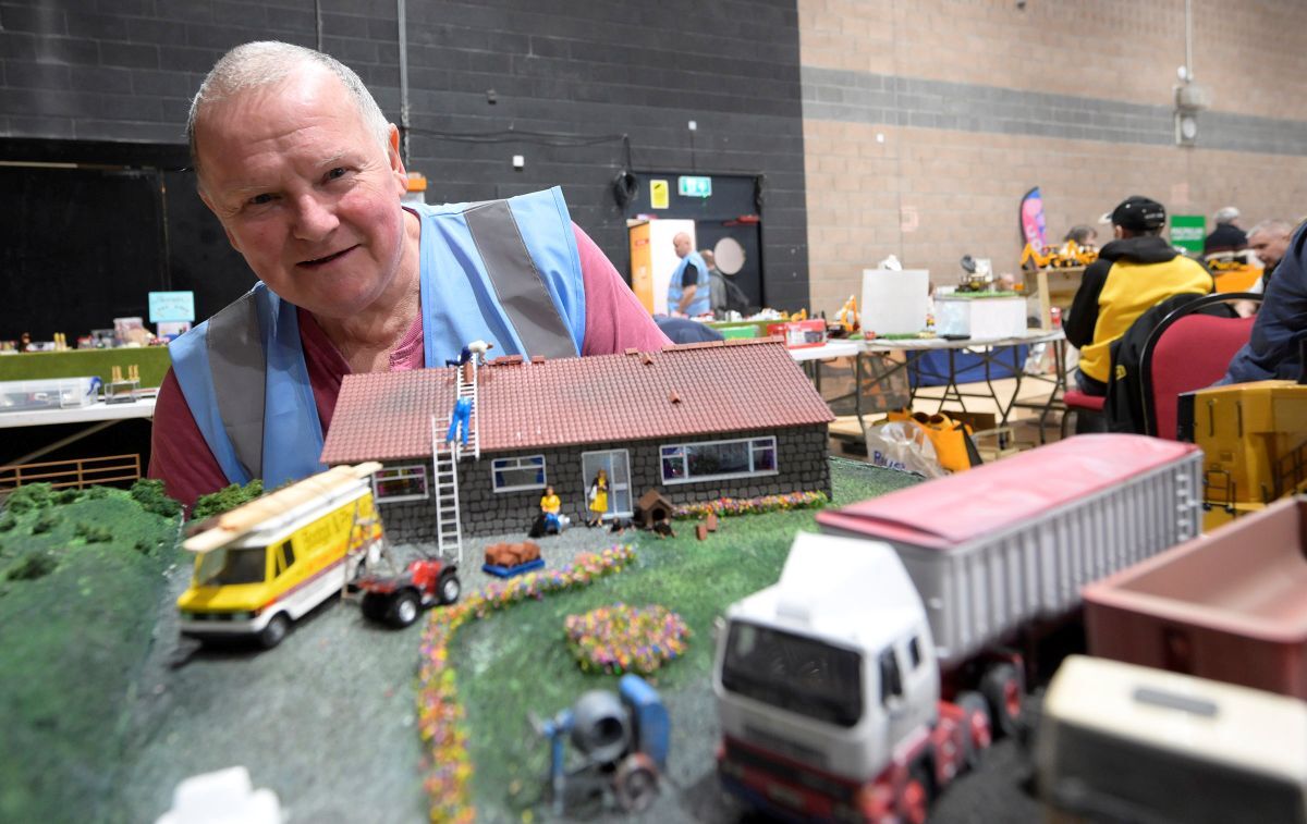 Organiser and exhibitor Robert Wilson with his diorama of a house building site. Photograph: Iain Ferguson, alba.photos.