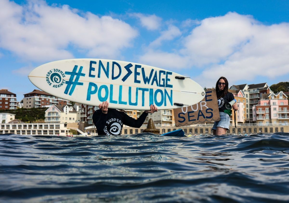 NO T20 Paddle Out Protest 04 web