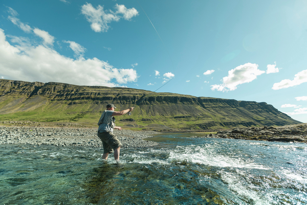 Angling group calls for second thoughts on aquaculture reform