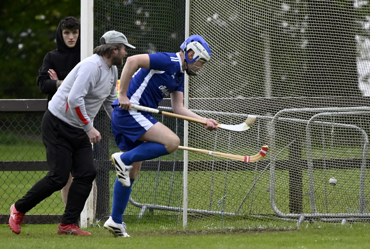 no f20 Alan Knox puts away Kilmallies first goal. Photograph Iain Ferguson alba.photos
