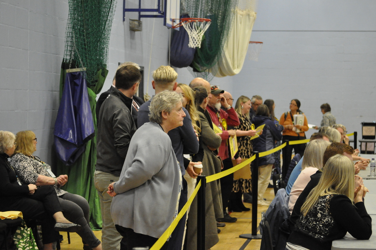 ow t20 Jan brown watches over the count
