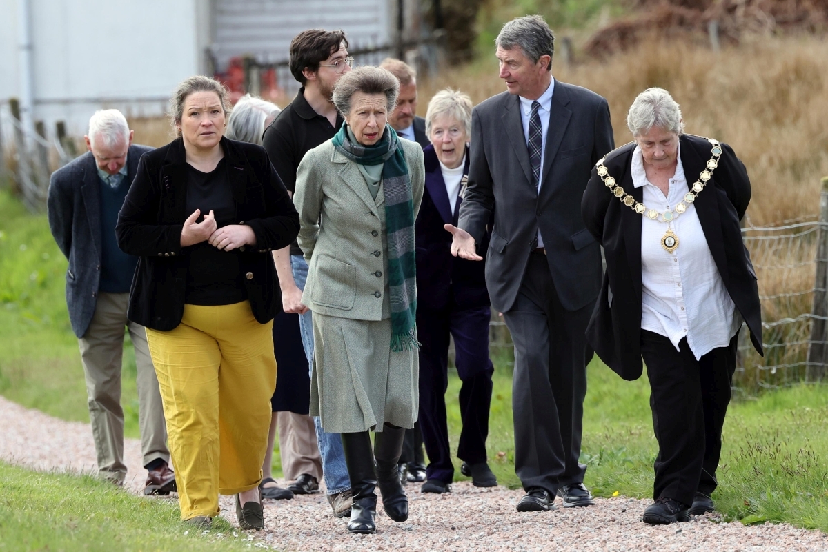 Princess Anne drops in on Mid Argyll for an afternoon