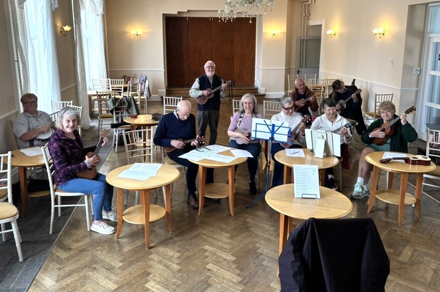 Wee Toon Ukulele Band hits the right note