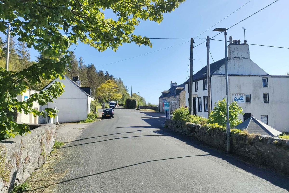 Kintyre wind farm mast approved for further two years