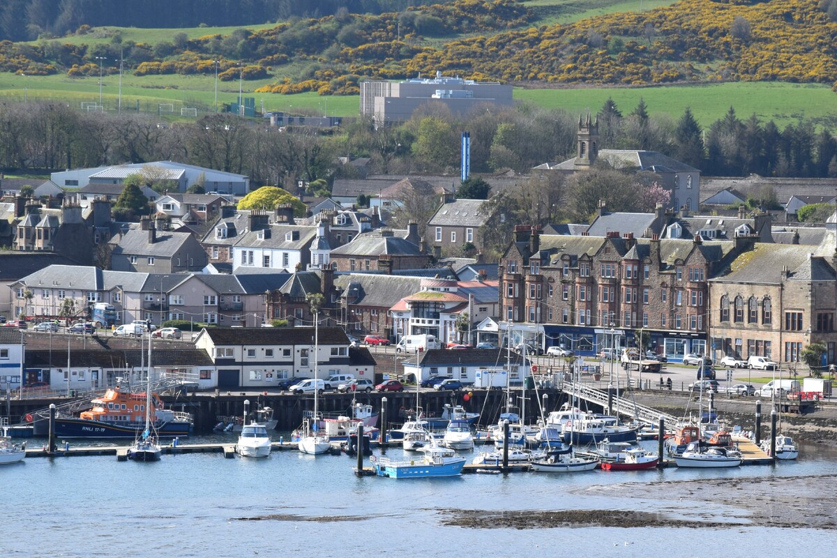 Campbeltown Courier Leader: Community spirit in action
