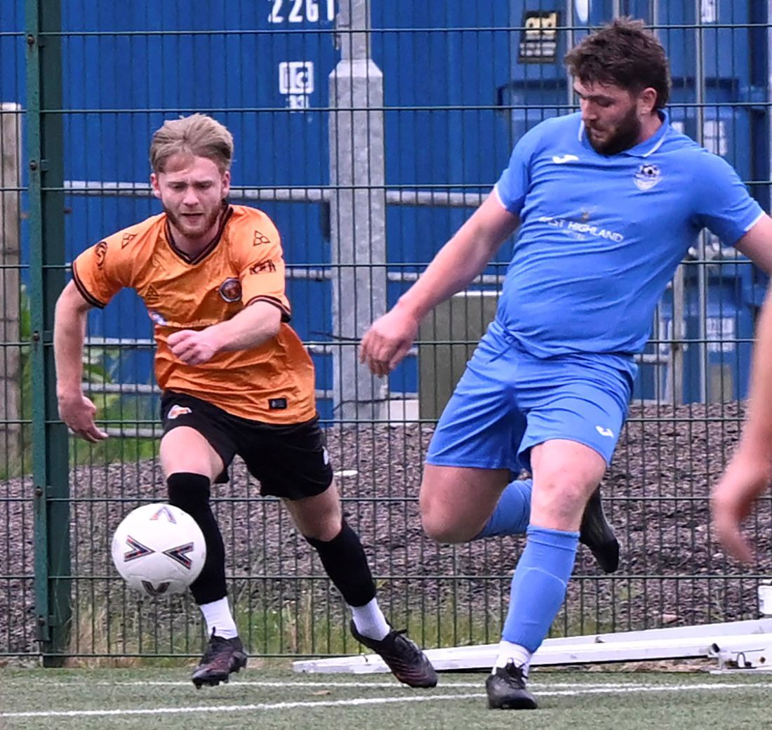 WEB NO F22 Fort Reserves v Mallaig 26 Adam Morris IF