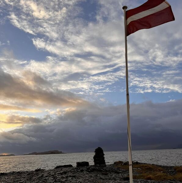 Luing remembers Latvian loss