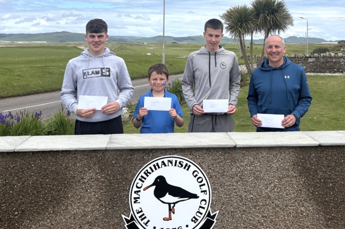 Golf, trophies and family fun at Machrihanish Golf Club