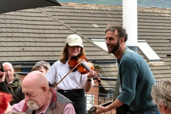 Graeme Miller and Hannah Proctor from Stone Age Jenga played at a session at the Douglas Hotel. Photograph: George Machray.