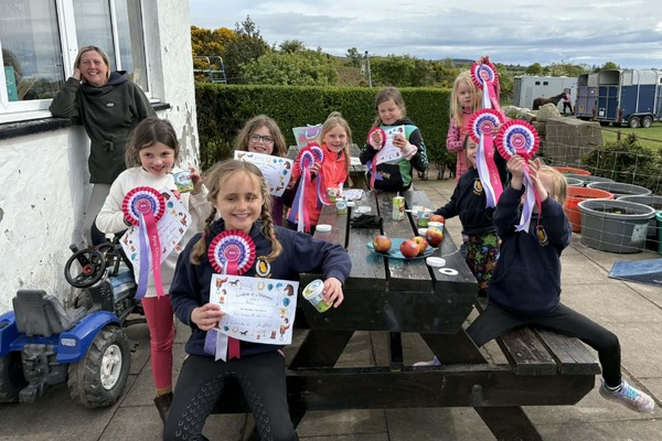 Grateful eight saddle up for pony camp