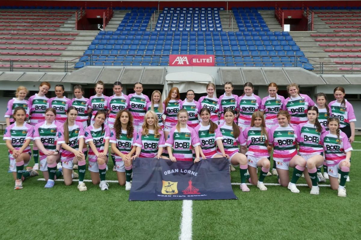 Oban rugby girls gain valuable experience in Toulouse